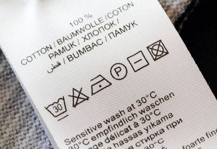 Branding con etichette di lavaggio o manutenzione!